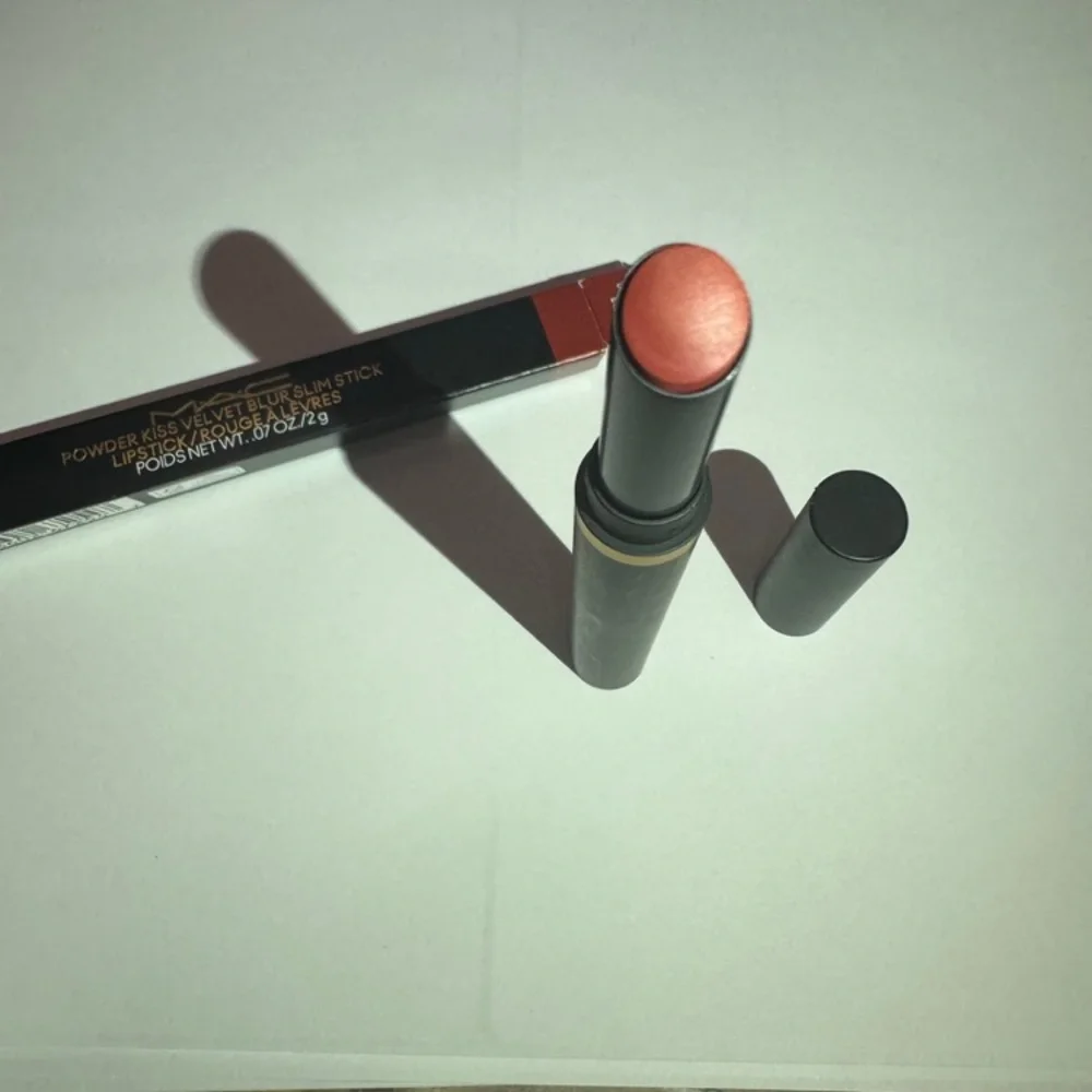 Mac lipstick 878